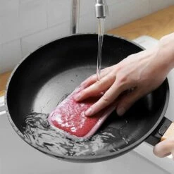 BRIDAY Waschbarer Geschirrschwamm, Antibakterieller Scheuerschwamm Aus Mikrofaser, Wiederverwendbare Pads & Agrave; Schwammschaber Für Antihaft-Pfannen-Töpfe Mit 4 Klebehaken (4 Stück Schwamm) 9 BRIDAY Waschbarer Geschirrschwamm, Antibakterieller Scheuerschwamm Aus Mikrofaser, Wiederverwendbare Pads & Agrave; Schwammschaber Für Antihaft-Pfannen-Töpfe Mit 4 Klebehaken (4 Stück Schwamm) -Angebote Fliesenleger-Werkzeug Store 35535667 5