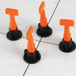 ILoveMilan Fliesen-Nivelliersystem, 50-teiliges Clip-Fliesen-Nivellier-Kit, Fliesen-Nivelliergerät Mit Spezialschlüssel, Fliesen-Nivellierung Für Den Wandbau -Angebote Fliesenleger-Werkzeug Store 43351134 3