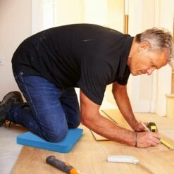 TINOR Knieschutzkissen (2er Pack) - 45 X 27,8 Cm - Komfortables Wasserdichtes Kniepolster Mit Griff - Knieschoner Für Arbeit, Gartenarbeit, Knieauflage, Babywanne, Sport & Yoga -Angebote Fliesenleger-Werkzeug Store 53051962 4