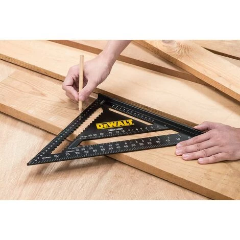 DeWALT Speed Square-Anschlagwinkel 18cm, Multi-Konstruktionsdreieck Aus Aluminium, Anrisslinienkerben Und Drehpunkt 3 DeWALT Speed Square-Anschlagwinkel 18cm, Multi-Konstruktionsdreieck Aus Aluminium, Anrisslinienkerben Und Drehpunkt – Bild 3