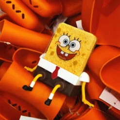 ILOVEMILAN SpongeBob Abtropfgestell Cartoon Geschirrspülschwamm Schwamm Wischer Kleines Rotes Buch Küchenspüle Wischtopf Cartoon Regal 1 Abtropfgestell + 5 Schwämme -Angebote Fliesenleger-Werkzeug Store 67264461 3
